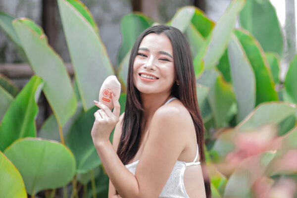 MYRIAD SUNSCREEN SPF50 50g - Image 4